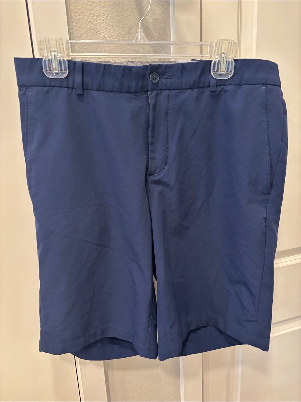 EUC Nike Men's Navy Flat-Front Performance Shorts